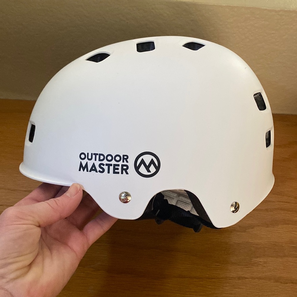 Brand new Women’s bike helmet